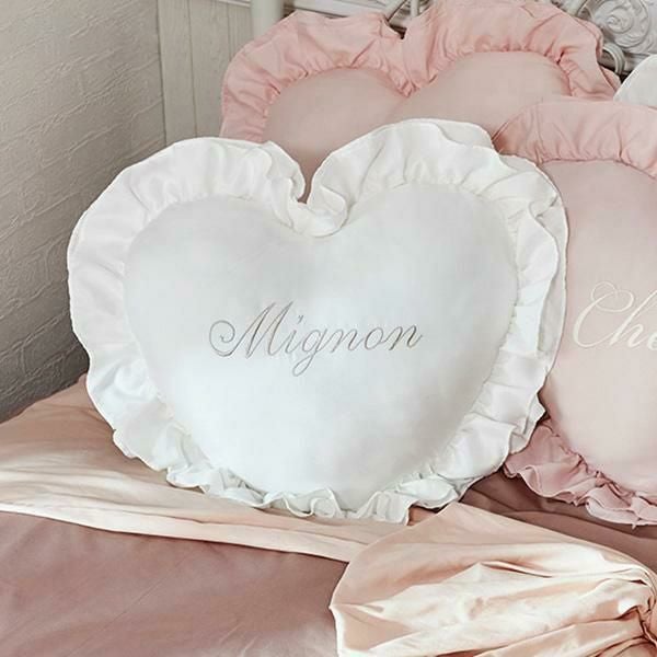 エンブロイダリーティッシュケースカバー(ローズリボン)｜かわいい